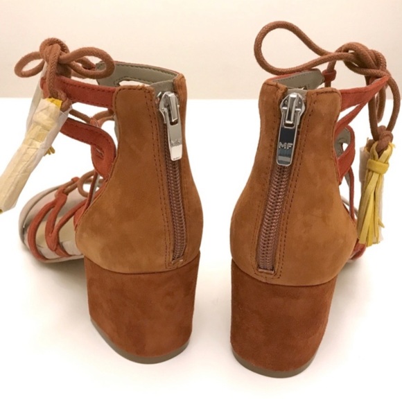 Marc Fisher Rays Lace Up gilly block heel sandal Taupe Brown Suede - Picture 5 of 6